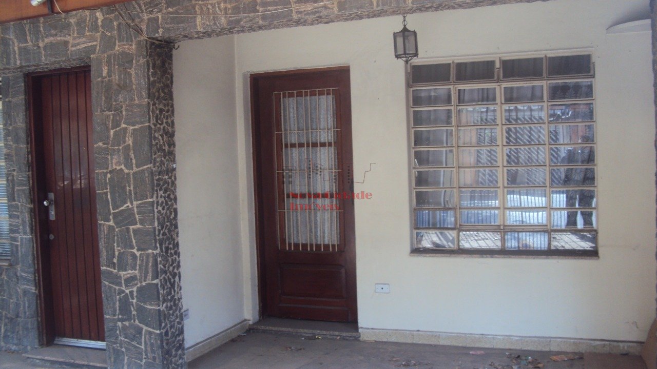Vila Olímpia! Casa comercial em rua de fluxo com renda à venda