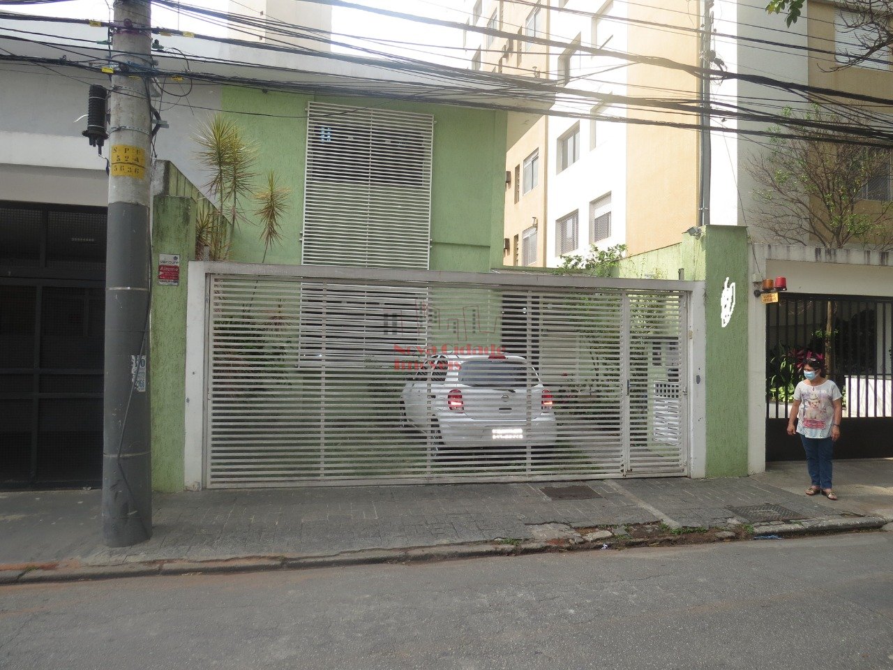 Vila Olímpia! Sobrado comercial reformado (141 m²) com 2 vagas
