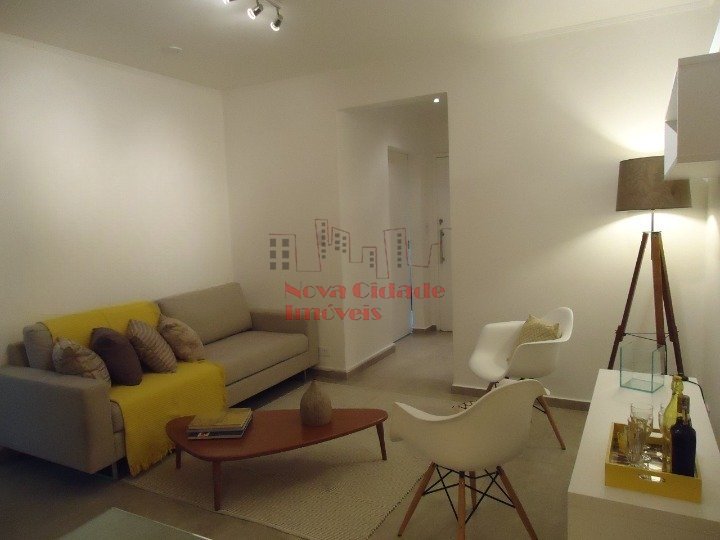 Vila Olímpia! Apartamento 69 m² 2 dormitórios TODO REFORMADO à venda