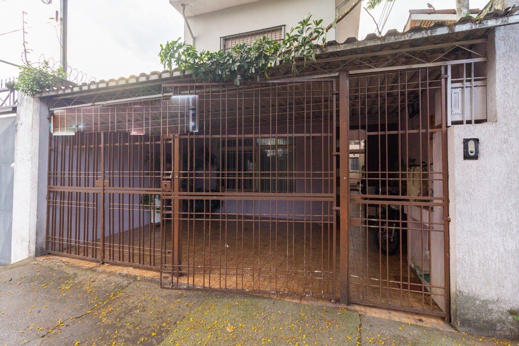 Moema - Casa à venda em futura área de incorporação!