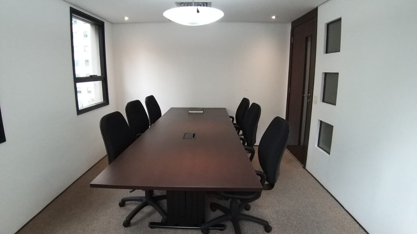 Vila Olímpia! Conjunto Comercial mobiliado 132 m² 1 sala 3 banheiros com 3 vagas