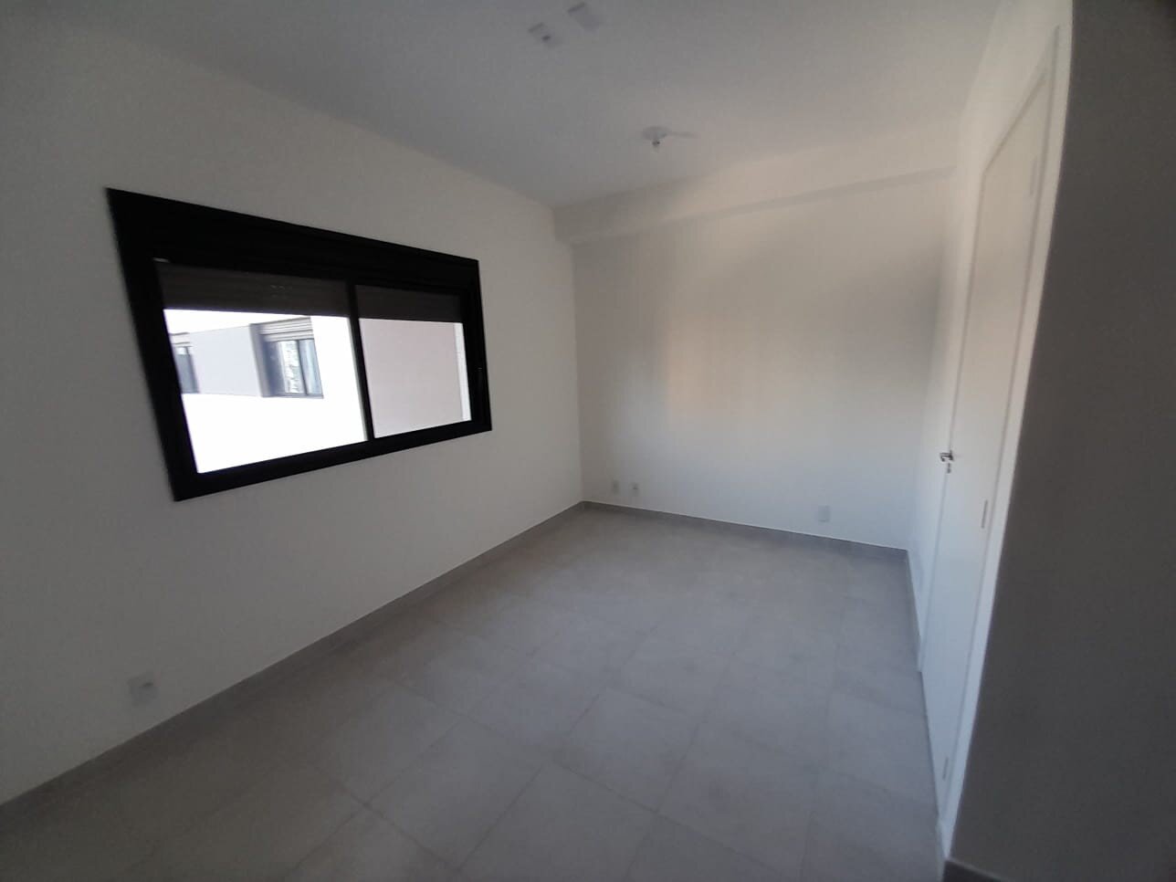 Vila Olímpia! Studio de 27 m² com banheiro sem vaga à venda!