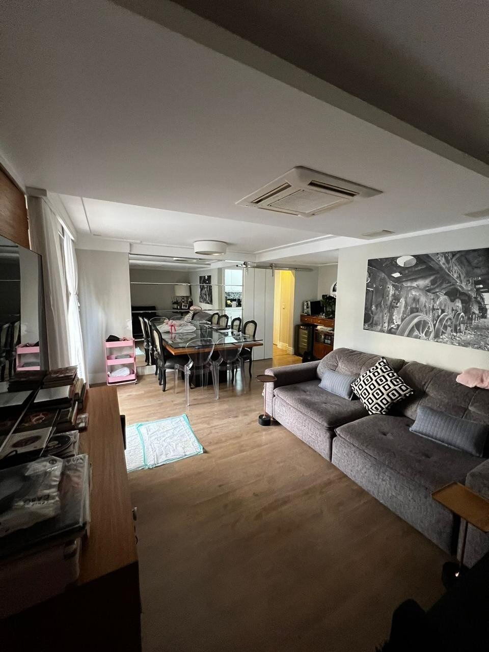 Vila Olímpia! Apartamento 81 m² com 2 dormitórios, 3 banheiros c/1 vaga à venda