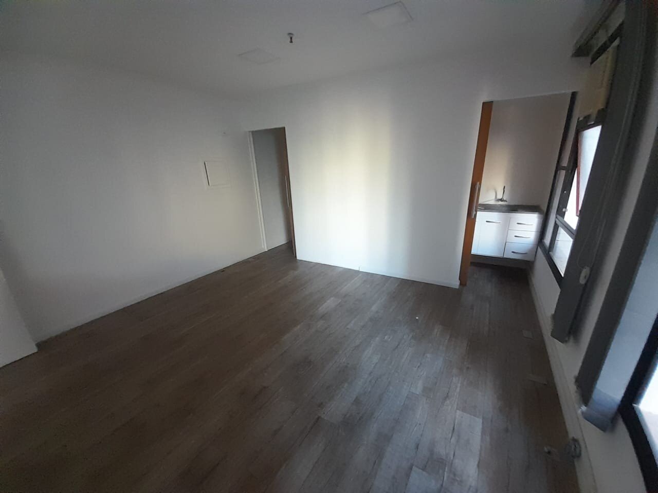 Vila Olímpia! Conjunto com. 46 m² 2 salas c/ 1 vaga e 2 banheiros à venda