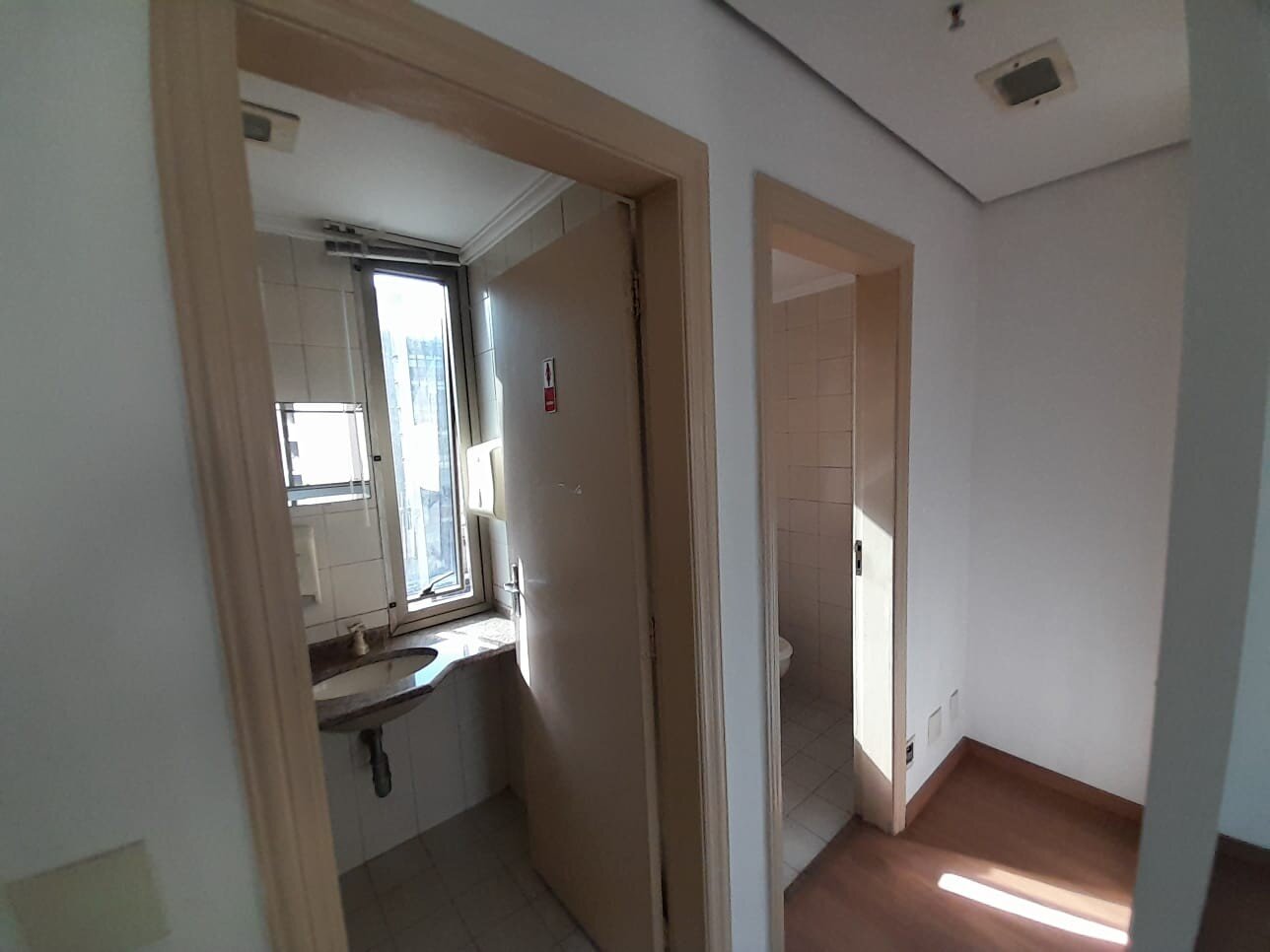 Vila Olímpia! Casa comercial 252 m² à venda com grande potencial