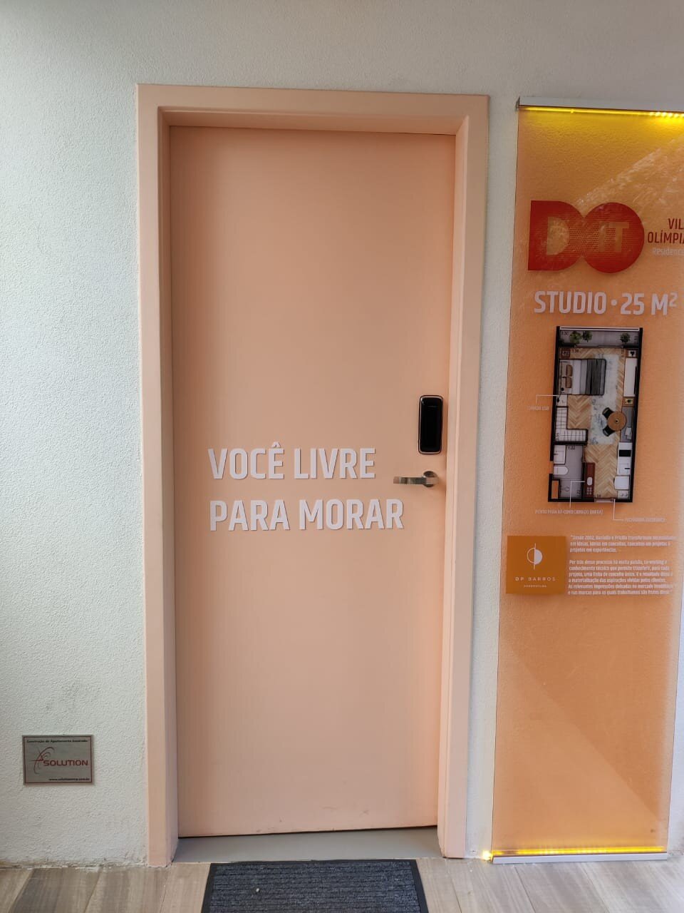 Vila Olímpia! Studio de 25 m² mobiliado, com banheiro e sem vaga