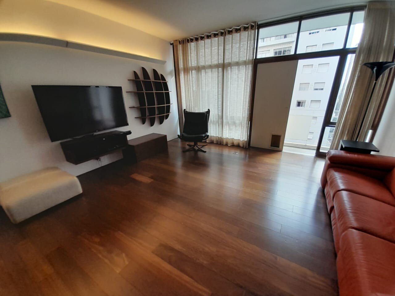 Itaim Bibi! Apartamento à venda 123 m² 1 suite 2 banhs. 1 vaga