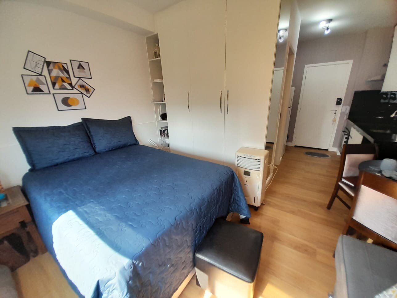 Vila Olímpia! Studio MOBILIADO com ar (24 m²), 1 banheiro sem vaga à venda
