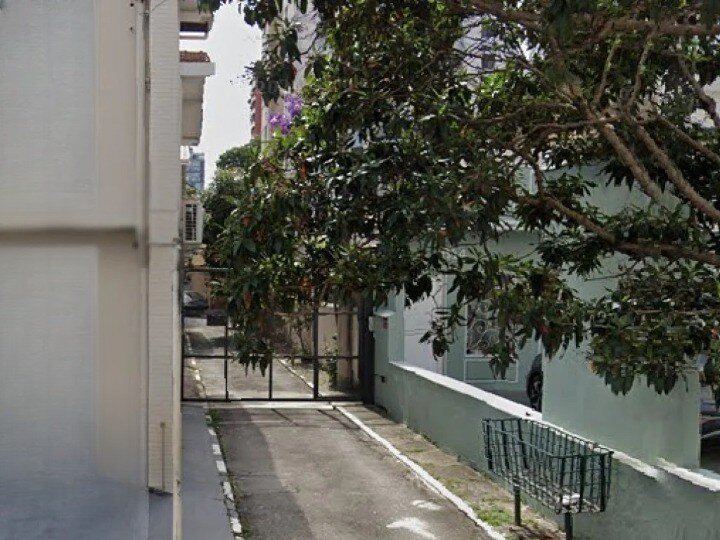 Via Olímpia! Casa de vila com 2 dormitórios, quintal e 1 vaga à venda