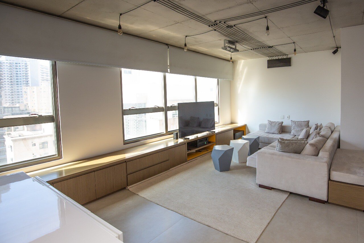Vila Olímpia! Apart.(70m²) 1 suite, 2 vagas, completo