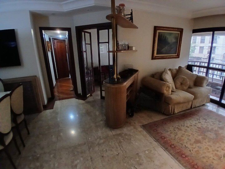 Moema! Apartamento 147 m² 3 dormitórios 1 suite 3 banhs. 2 vagas para venda