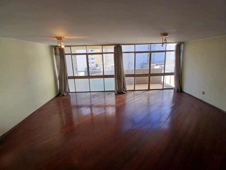 Bela Vista! Apartamento 197 m² com 3 dormitórios (1 suíte) com 2 vagas a venda
