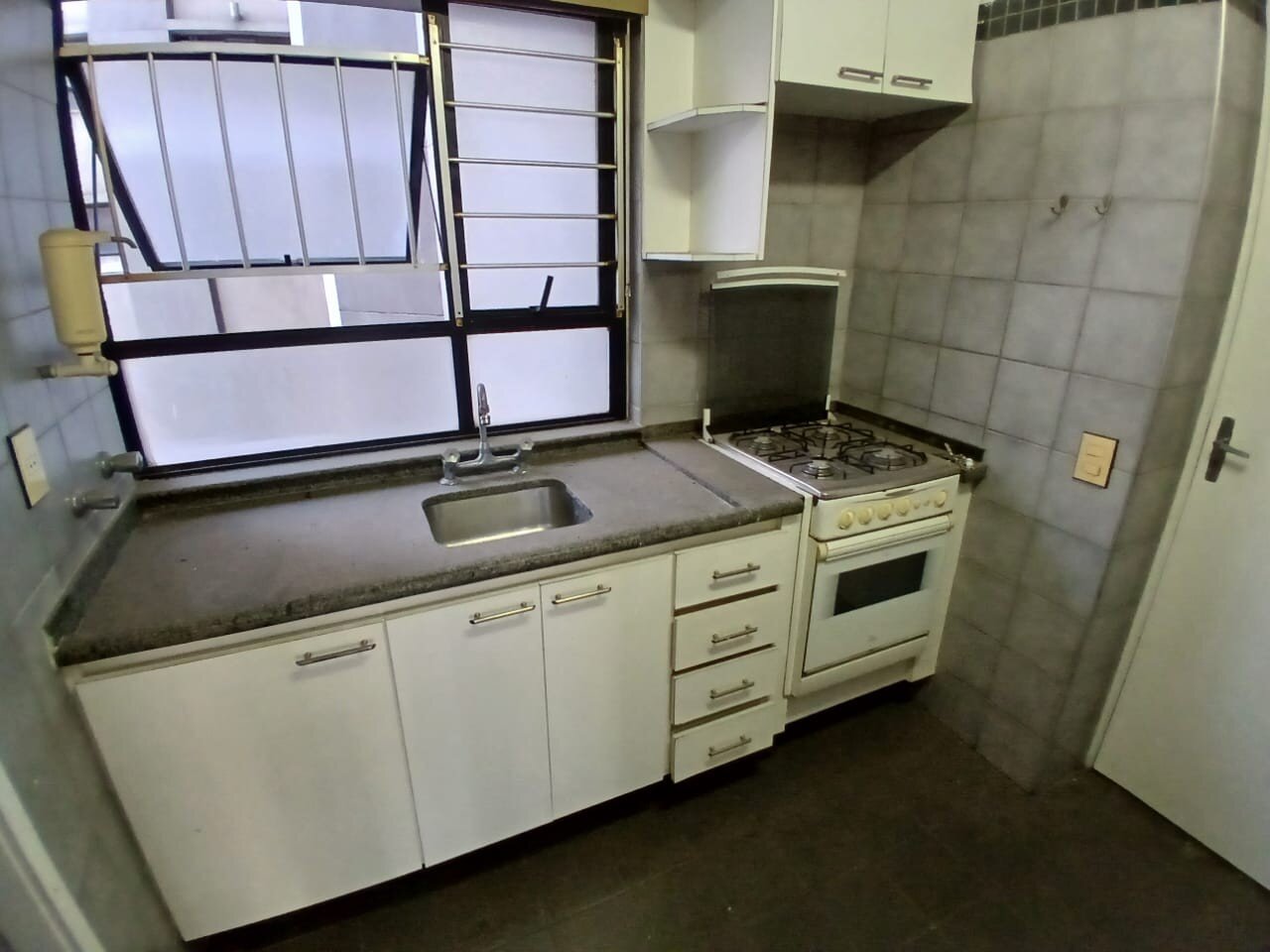 Vila Olímpia! Oportunidade! Apto 29 m² 1 dom 1 banh sem vaga p/ venda