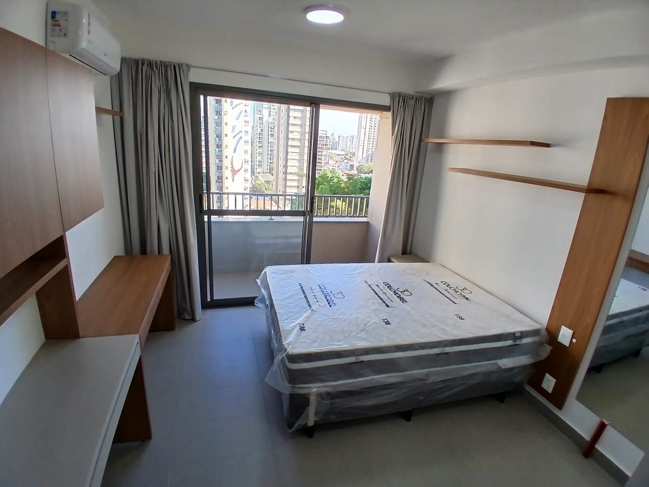 Vila Olímpia!!!  Studio  26 m²  1 banh. ar cond. armários sem vaga p/ venda e aluguel