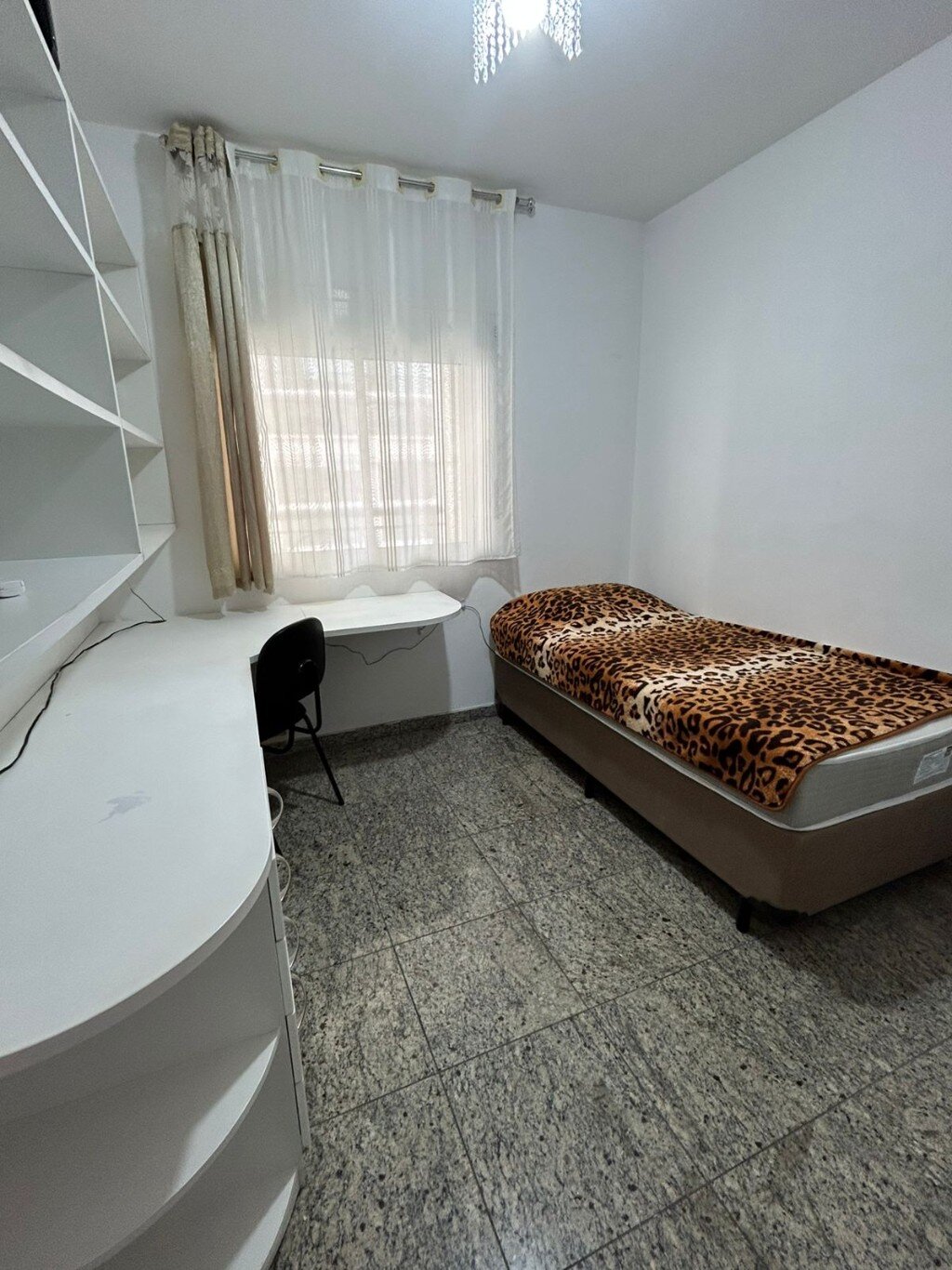 Vila Olímpia!!!  Studio  26 m²  1 banh. ar cond. armários sem vaga p/ venda e  aluguel