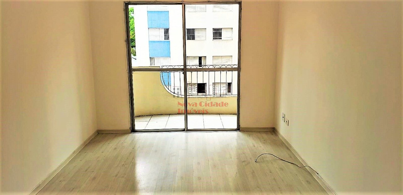 Vila Olímpia! Apto 70 m² 2dorms semi mobiliado p/ venda e locação