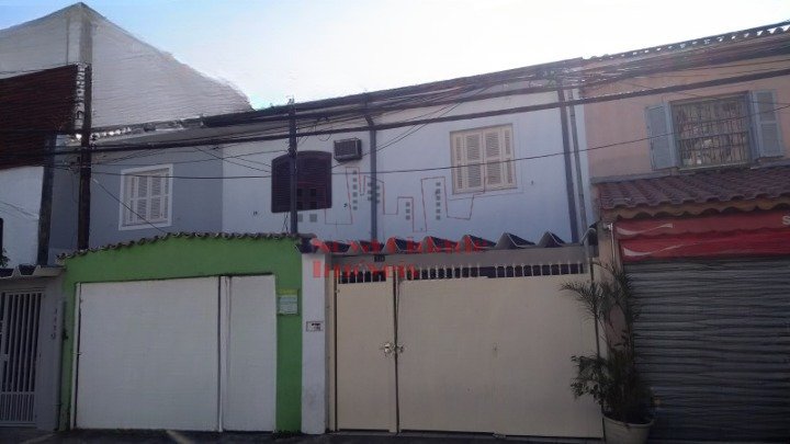Vila Olímpia sobrado comercial em rua de bom fluxo
